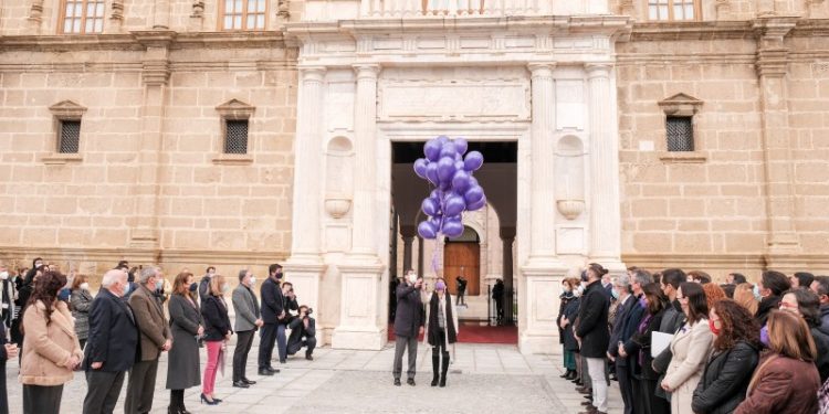 Una Andalucía, sin Vox, unida contra la violencia machista 1 Acto contra la violencia machista en el Parlamento de Andalucía