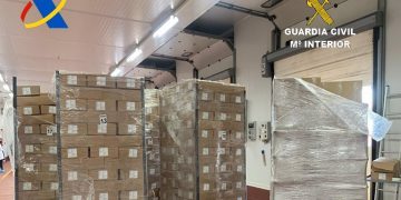 Diez detenidos por introducir cocaína comprada con el contrabando de tabaco y camuflada en palés de madera