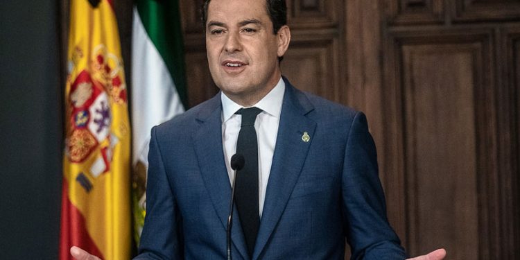 Juanma Moreno da otro paso más a la derecha y pone como modelo a Díaz Ayuso 1 juanma moreno presidente junta de andalucía