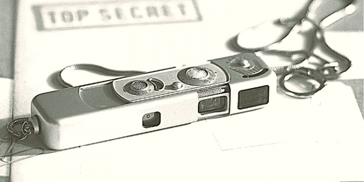 De agentes secretos 1 De agentes secretos opinion