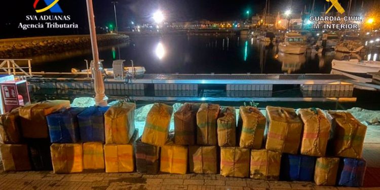 Intervenidas cuatro toneladas de hachís en una operación contra el narcotráfico en Huelva 1 Intervenidas cuatro toneladas de hachís en una operación contra el narcotráfico en Huelva