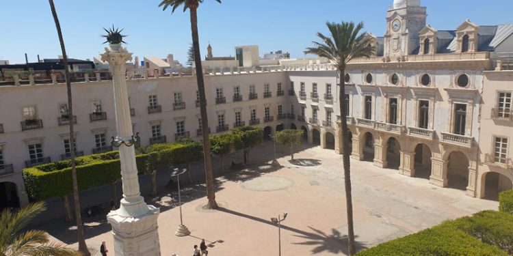 El movimiento vecinal y la sentencia del TSJA frenan el proyecto del Ayuntamiento de Almería en la Plaza Vieja 1 plaza vieja almería