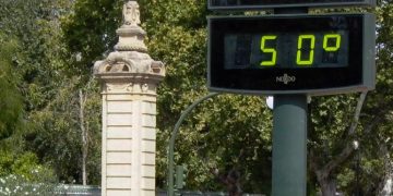 La ola de calor persistirá este domingo con máximas de 42º
