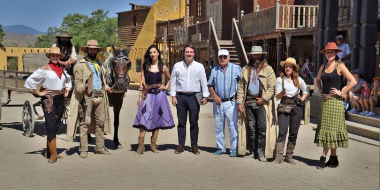 Diputación de Almería analiza la situación del turismo junto a empresas del sector 1 diputacion almeria turismo