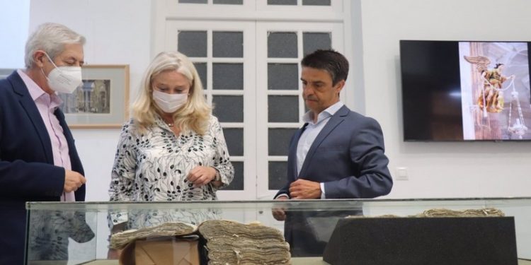 Una exposición por los 300 años de la Catedral de Cádiz 1 Inauguración Exposición Catedral Cádiz