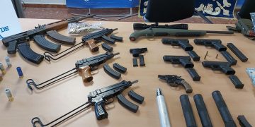 Detenido en Jerez tras embestir a un coche policial