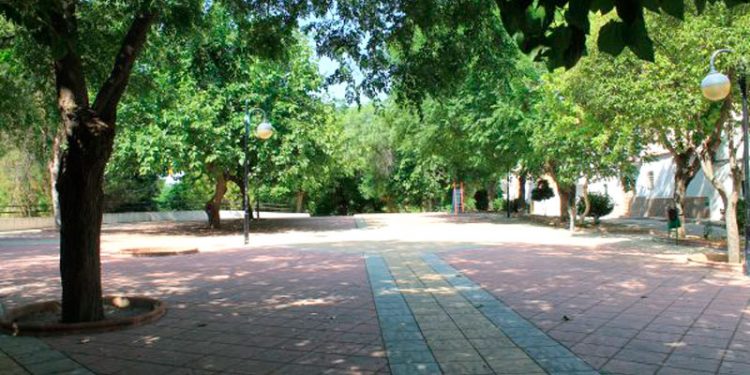 El alcalde del PP en Mogón (Jaén) denigra al fútbol femenino: «Es como el fútbol de verdad, pero con mujeres»